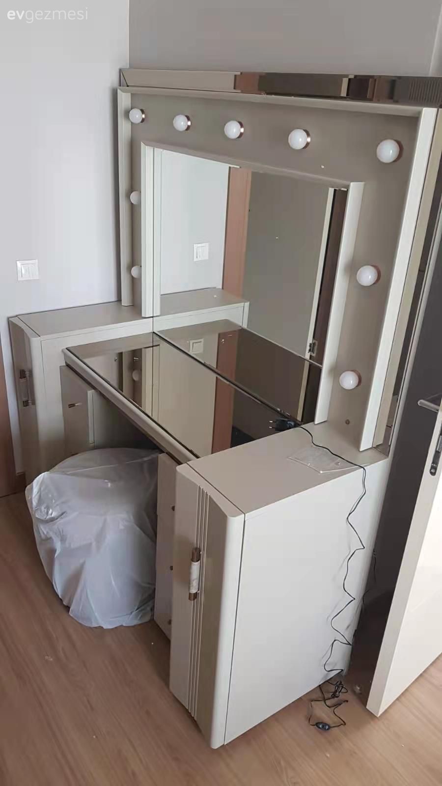 Yatak Odasına Yolluk Rengi için Yardım