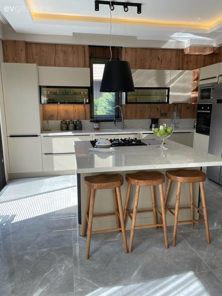 Muğla'dan Müstakil Bir Villa: Salon, Mutfak ve Çocuk Odası