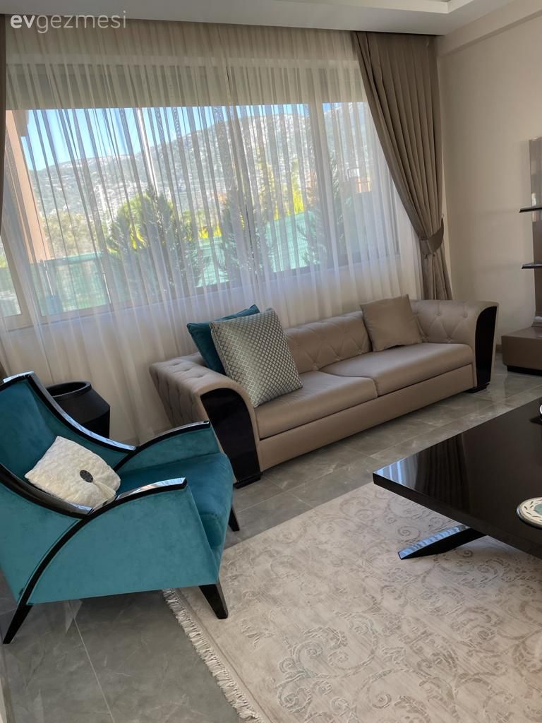 Muğla'dan Müstakil Bir Villa: Salon, Mutfak ve Çocuk Odası