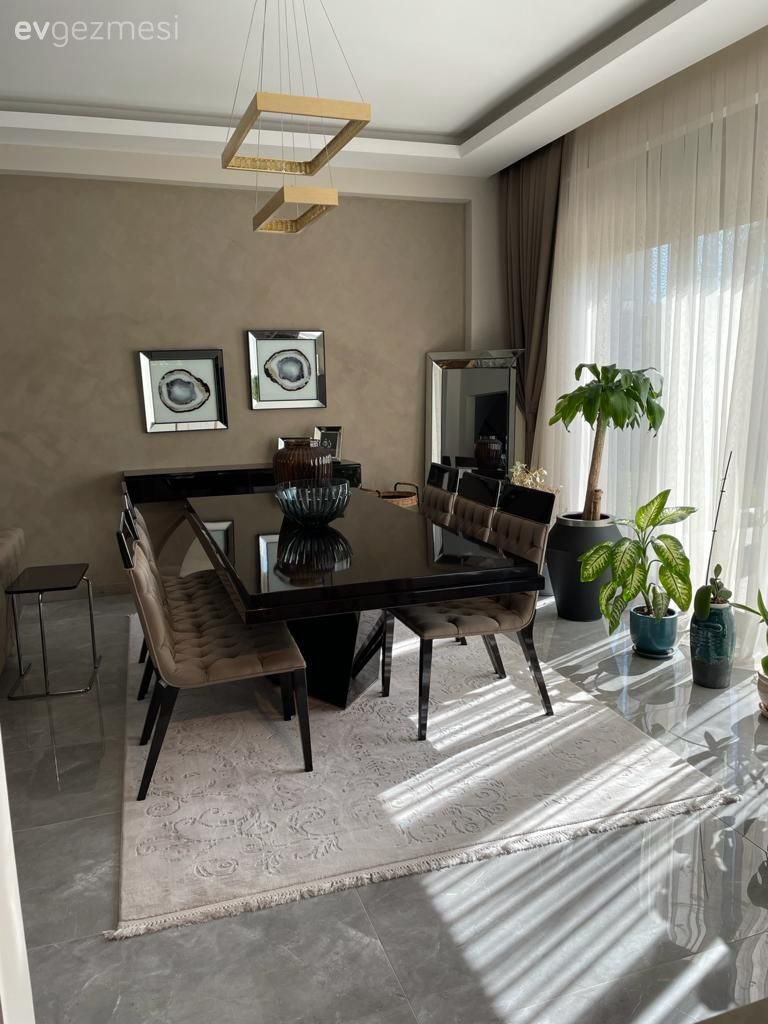 Muğla'dan Müstakil Bir Villa: Salon, Mutfak ve Çocuk Odası