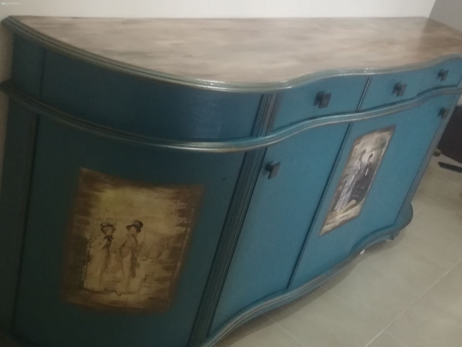 Eskileri atmıyoruz yeniden hayat veriyoruz.