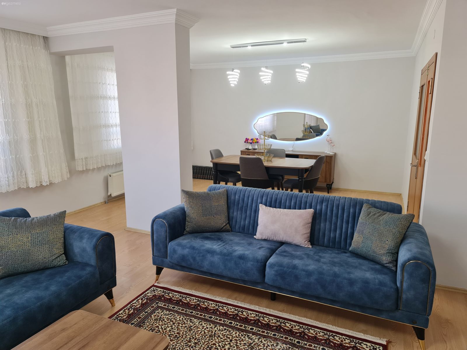 Salonuma fikir verir misiniz ?